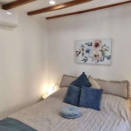 Casa Santa Vicenta * Ρόβινι