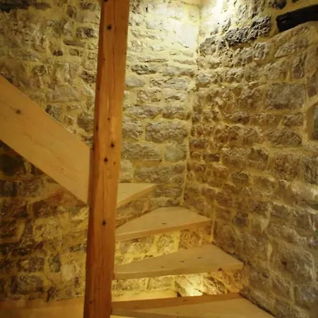 Casa Santa Vicenta * Ρόβινι