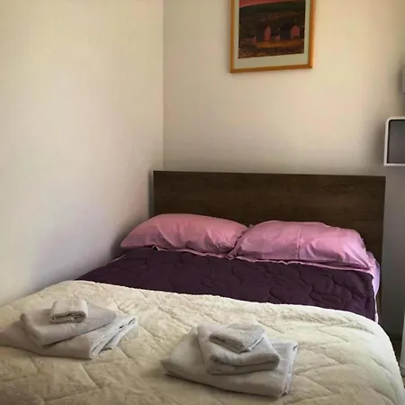 Casa Santa Vicenta * Ρόβινι